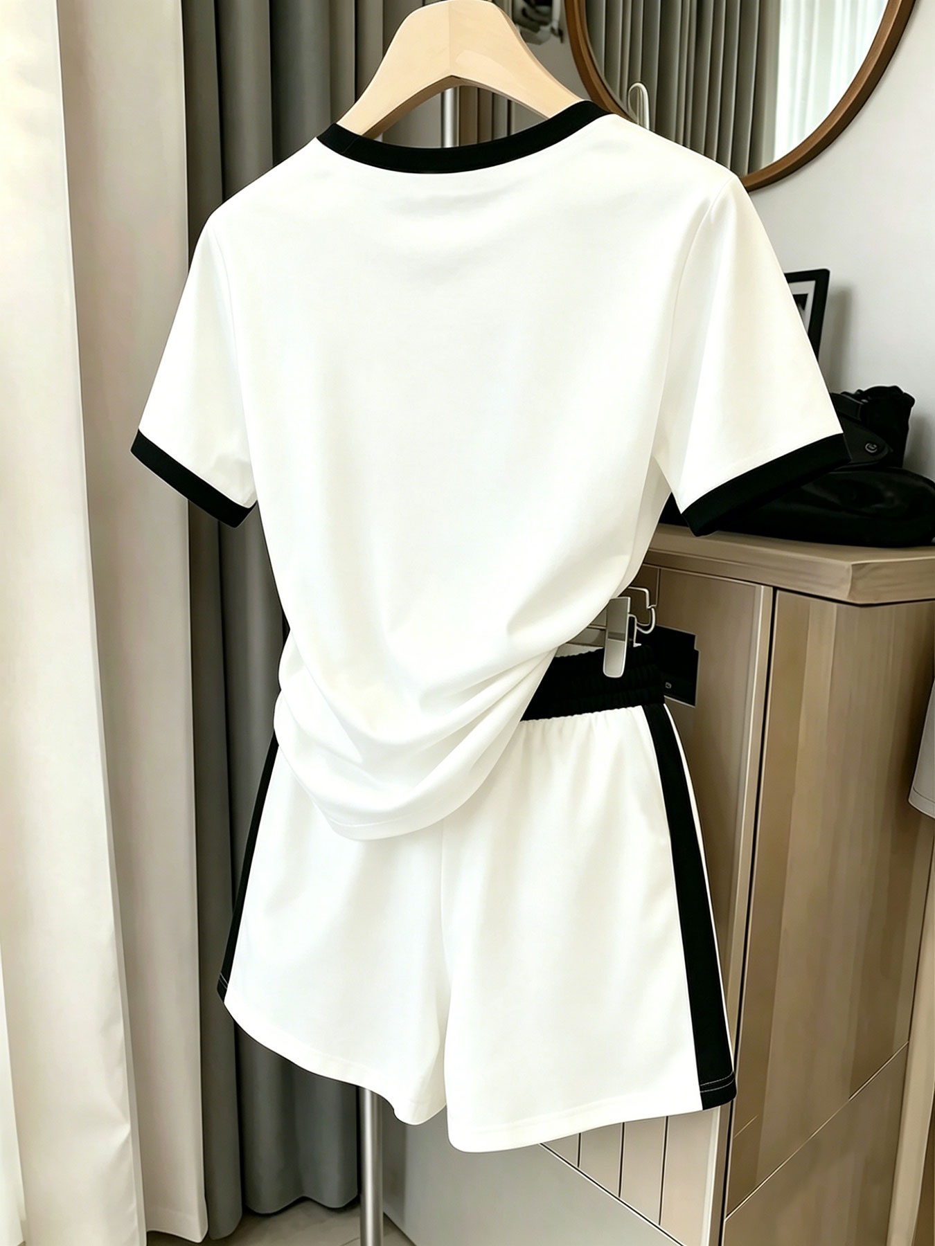 Amerikanisches High-Street-Sty – Summer Clothing Nyc Bewertung und Preis